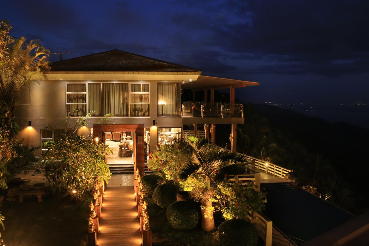 The Oriental Luxury Suites Alfonso エクステリア 写真