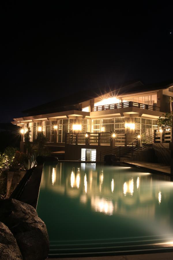 The Oriental Luxury Suites Alfonso エクステリア 写真