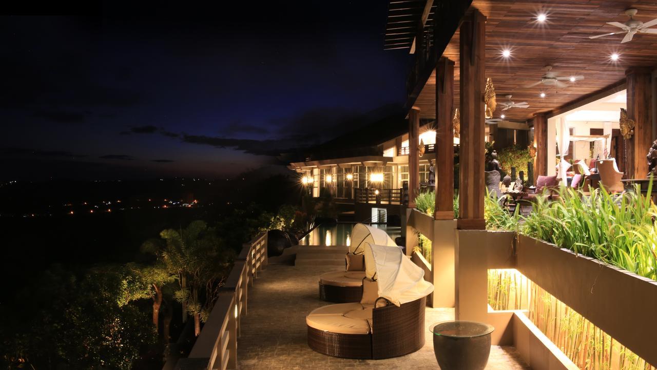 The Oriental Luxury Suites Alfonso エクステリア 写真