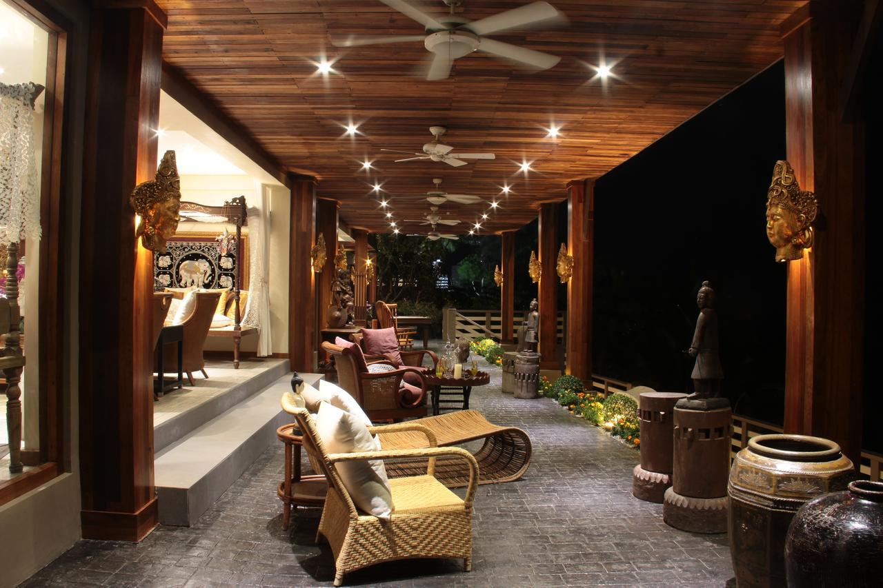 The Oriental Luxury Suites Alfonso エクステリア 写真